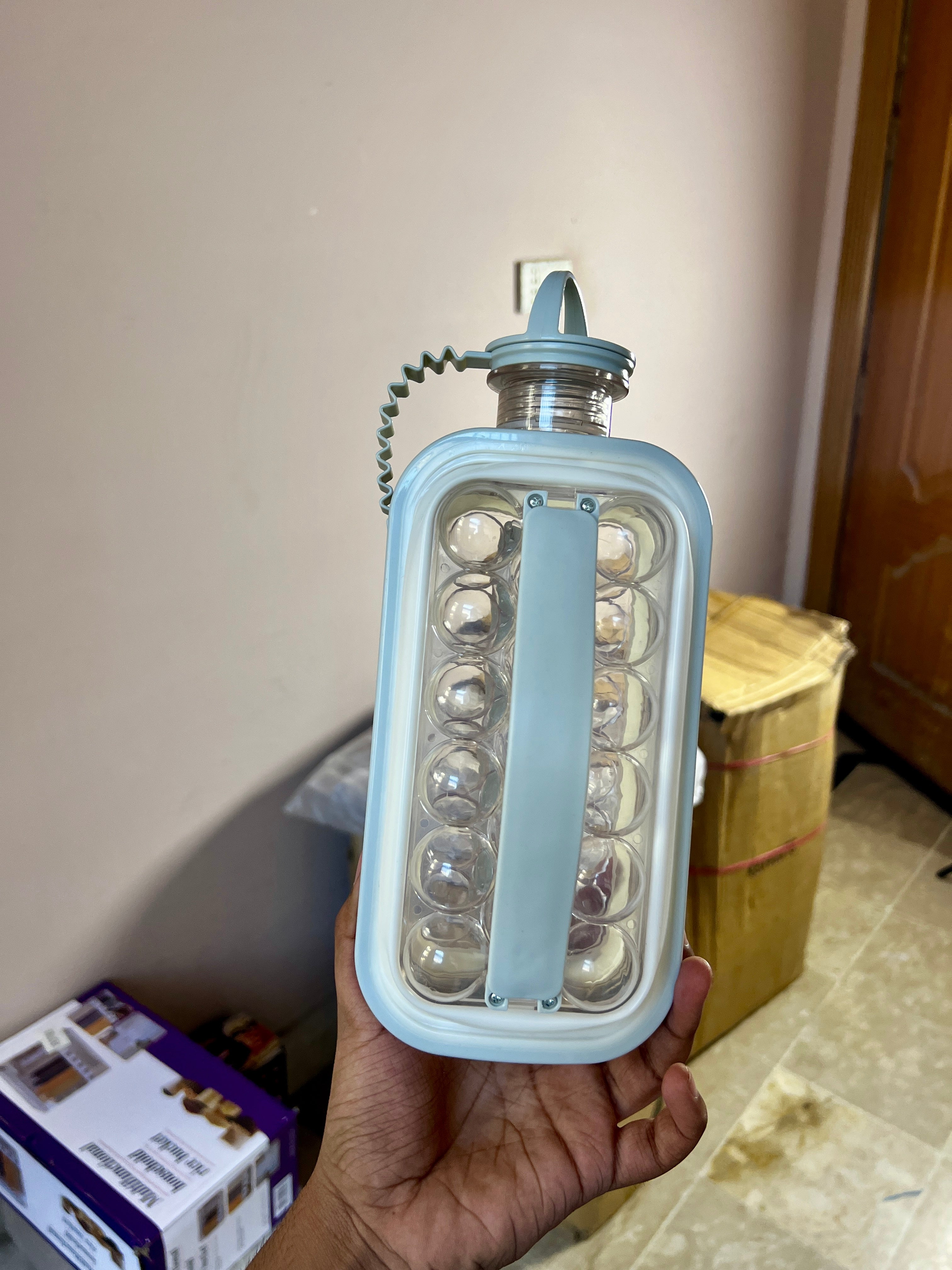 Urbn Mart - Ice Cube Making Bottle