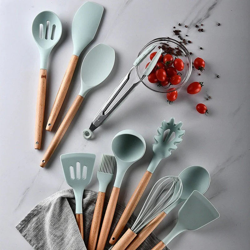 URBN MART - 12 PIECE SILICON SPOON SET HEAT RESISTANT TOOLS